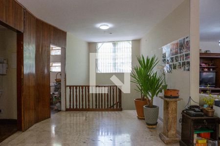 Entrada de casa para alugar com 4 quartos, 433m² em Alto da Lapa, São Paulo
