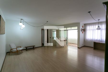 Apartamento à venda com 152m², 4 quartos e 2 vagasSala