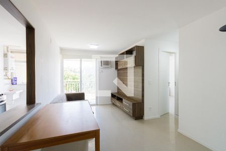 Sala de apartamento para alugar com 2 quartos, 70m² em Jacarepaguá, Rio de Janeiro