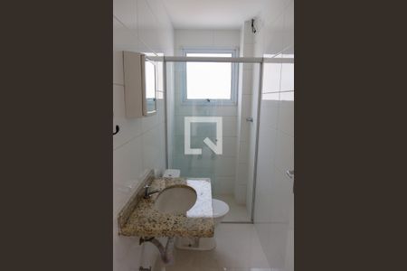 Banheiro de apartamento para alugar com 1 quarto, 35m² em Vila Osasco, Osasco