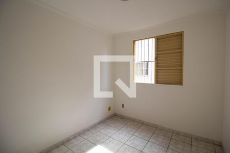 Quarto 1 de apartamento à venda com 2 quartos, 46m² em Jardim Redil, São Paulo