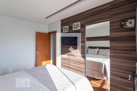 Casa à venda com 5 quartos, 523m² em Nova Floresta, Belo Horizonte