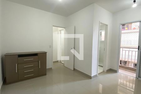 Suíte 1 de apartamento à venda com 2 quartos, 72m² em Jardim Tupanci, Barueri