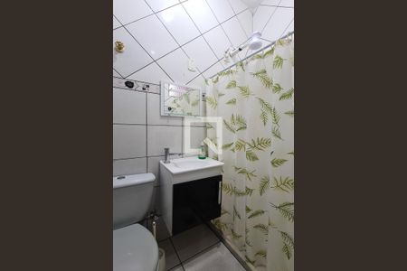 Banheiro de casa de condomínio à venda com 1 quarto, 70m² em Cachambi, Rio de Janeiro