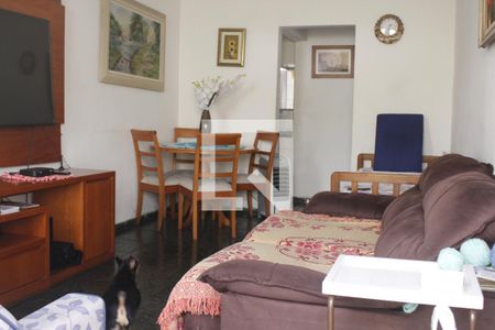 Sala de apartamento para alugar com 2 quartos, 75m² em Vila Valenca, São Vicente