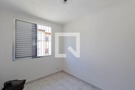 Quarto 1 de apartamento para alugar com 2 quartos, 50m² em Vila Sílvia, São Paulo