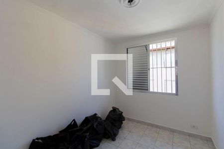 Quarto 1 de apartamento para alugar com 2 quartos, 50m² em Vila Sílvia, São Paulo