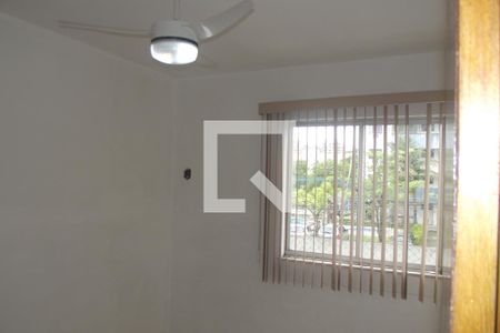 Quarto 1 de apartamento para alugar com 2 quartos, 60m² em Jacarepaguá, Rio de Janeiro