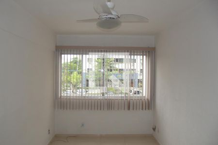 Sala de apartamento para alugar com 2 quartos, 60m² em Jacarepaguá, Rio de Janeiro