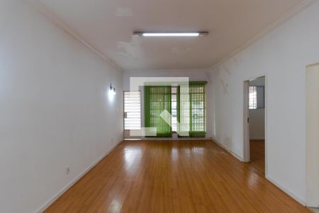 Salsa de casa para alugar com 2 quartos, 300m² em Bosque, Campinas