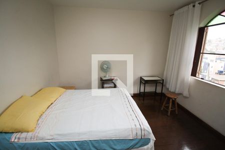 Casa à venda com 5 quartos, 360m² em Cachoeirinha, Belo Horizonte