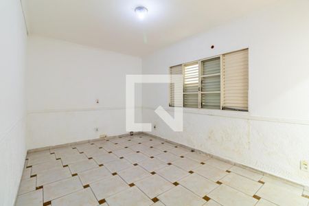 Suíte de casa para alugar com 3 quartos, 300m² em Jardim Santa Mena, Guarulhos