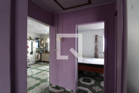 corredor quarto de casa à venda com 2 quartos, 56m² em Centro, Canoas