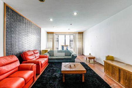 Sala de casa à venda com 4 quartos, 561m² em Granja Julieta, São Paulo