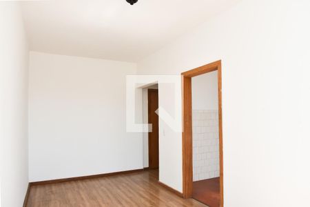 Sala de apartamento para alugar com 1 quarto, 52m² em Passo D’areia, Porto Alegre