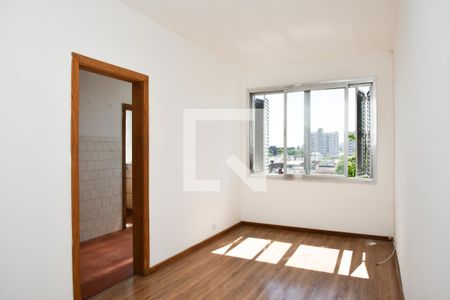 Sala de apartamento para alugar com 1 quarto, 52m² em Passo D’areia, Porto Alegre