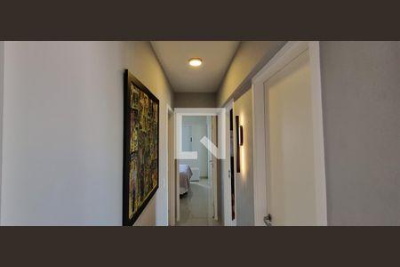 Corredor com acesso aos quartos de apartamento à venda com 3 quartos, 69m² em Vila Lageado, São Paulo