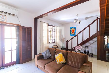 Sala de casa de condomínio à venda com 3 quartos, 190m² em Todos Os Santos, Rio de Janeiro