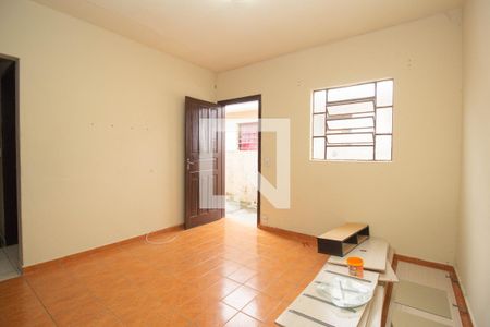 Sala de casa para alugar com 2 quartos, 60m² em Vila Cavaton, São Paulo