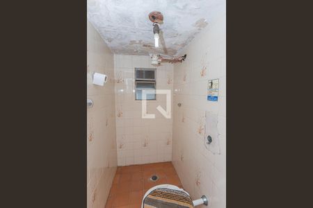 Casa para alugar com 600m², 4 quartos e 15 vagas Casa para alugar com 600m², 4 quartos e 15 vagasBanheiro edícula