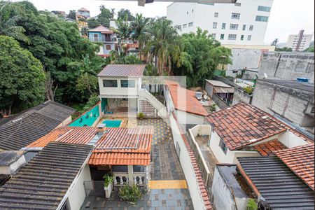 Casa para alugar com 600m², 4 quartos e 15 vagas Casa para alugar com 600m², 4 quartos e 15 vagasVista Cozinha