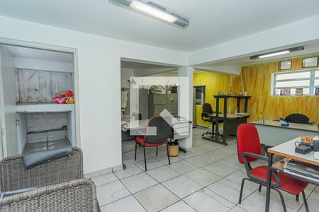 Casa para alugar com 600m², 4 quartos e 15 vagas Casa para alugar com 600m², 4 quartos e 15 vagasEscritório