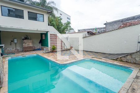 Casa para alugar com 600m², 4 quartos e 15 vagas Casa para alugar com 600m², 4 quartos e 15 vagasPiscina