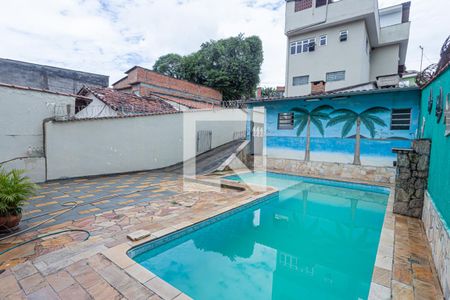 Casa para alugar com 600m², 4 quartos e 15 vagas Casa para alugar com 600m², 4 quartos e 15 vagasPiscina