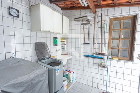 Casa para alugar com 600m², 4 quartos e 15 vagas Casa para alugar com 600m², 4 quartos e 15 vagasÁrea de Serviço