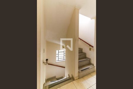 Escada de casa à venda com 3 quartos, 300m² em Vila Sônia, São Paulo