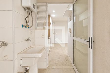 Apartamento à venda com 62m², 2 quartos e 1 vaga Apartamento à venda com 62m², 2 quartos e 1 vagaÁrea de Serviço