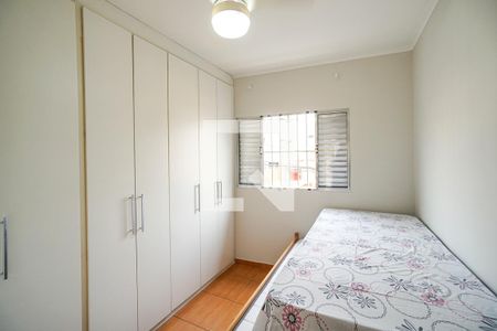 Quarto 02 de casa de condomínio para alugar com 2 quartos, 75m² em Vila Sao Geraldo, São Paulo