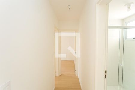 corredor de apartamento para alugar com 2 quartos, 58m² em Parque Assuncao, Taboão da Serra