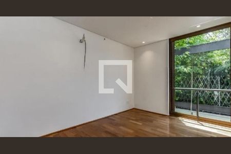 Casa à venda com 4 quartos, 380m² em Jardim Paulista, São Paulo