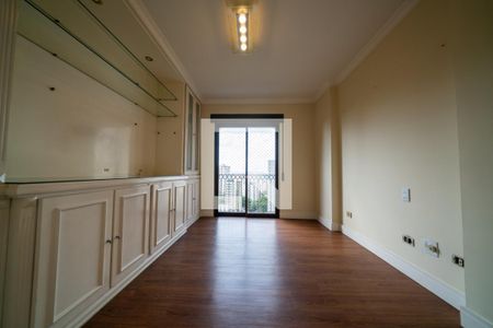 Apartamento à venda com 3 quartos, 190m² em Vila Suzana, São Paulo