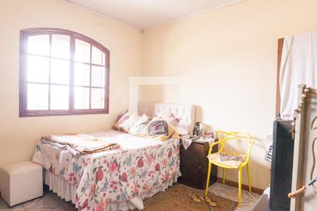 Casa à venda com 440m², 5 quartos e 4 vagas Casa à venda com 440m², 5 quartos e 4 vagasquarto 2