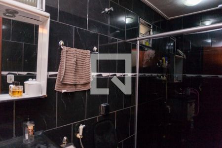 Casa à venda com 440m², 5 quartos e 4 vagas Casa à venda com 440m², 5 quartos e 4 vagasBanheiro