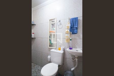 Casa à venda com 440m², 5 quartos e 4 vagas Casa à venda com 440m², 5 quartos e 4 vagasBanheiro de serviço