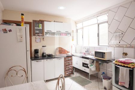 Casa à venda com 440m², 5 quartos e 4 vagas Casa à venda com 440m², 5 quartos e 4 vagascozinha