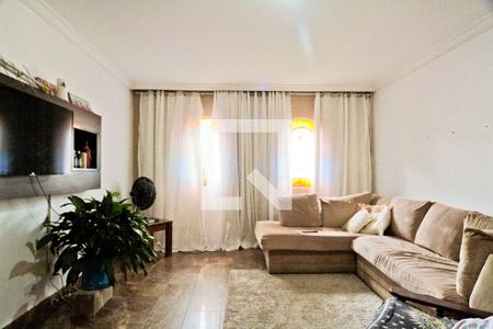 Sala de casa à venda com 3 quartos, 96m² em Jardim Peri, São Paulo