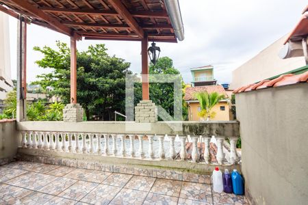 Varanda  de casa à venda com 3 quartos, 140m² em Jaguaribe, Osasco