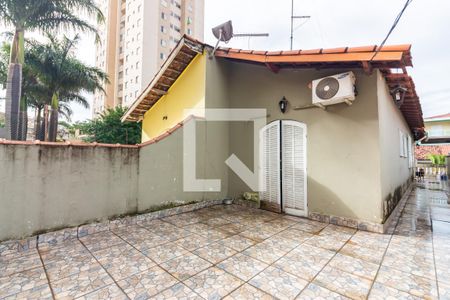 Sacada de casa à venda com 3 quartos, 140m² em Jaguaribe, Osasco