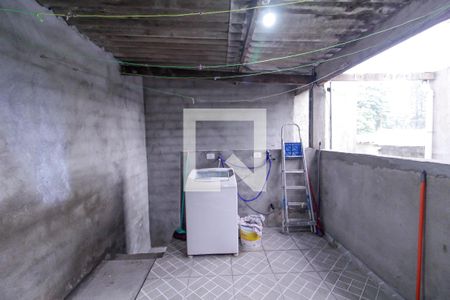 Casa à venda com 125m², 5 quartos e 2 vagas Casa à venda com 125m², 5 quartos e 2 vagasCasa 3 Área de Serviço