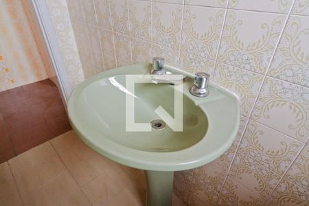 Lavabo de casa para alugar com 2 quartos, 90m² em Vila Jaguara, São Paulo