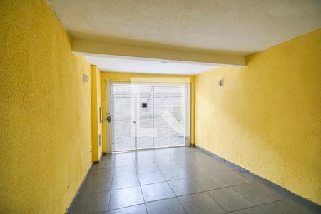 Vista da sala de casa à venda com 2 quartos, 160m² em Parque São Jorge, São Paulo