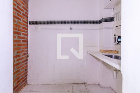 Cozinha de apartamento para alugar com 1 quarto, 20m² em Bela Vista, São Paulo