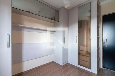 Quarto 2 de apartamento para alugar com 2 quartos, 51m² em Jardim Santo Antônio, São Paulo