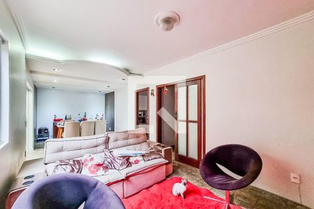 Sala de casa à venda com 3 quartos, 210m² em Planalto, Belo Horizonte