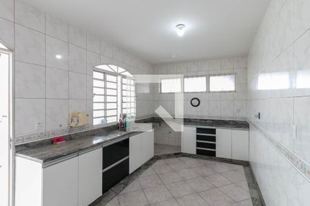 Cozinha de casa para alugar com 3 quartos, 250m² em Nova Gameleira, Belo Horizonte