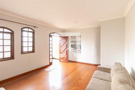 Sala de casa para alugar com 3 quartos, 250m² em Nova Gameleira, Belo Horizonte